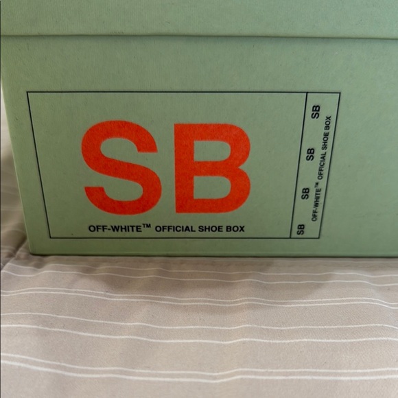 Off-White Black and White Sneakers with Textured Upper - Picture 3 of 16